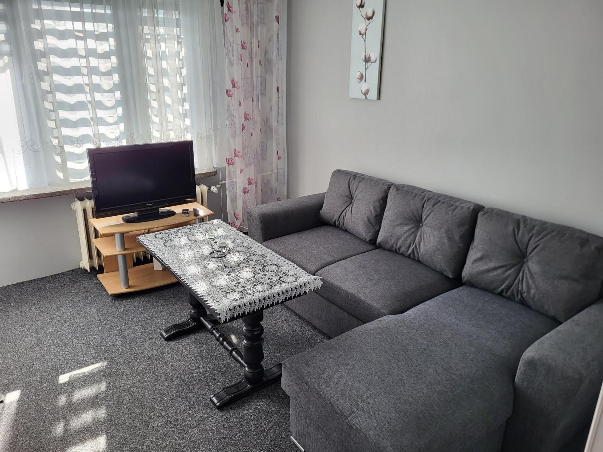 Apartament Sosnowy Z Parkingiem Thorn Exterior foto